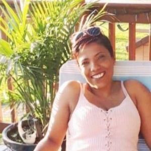 Meet your Posher, Elle